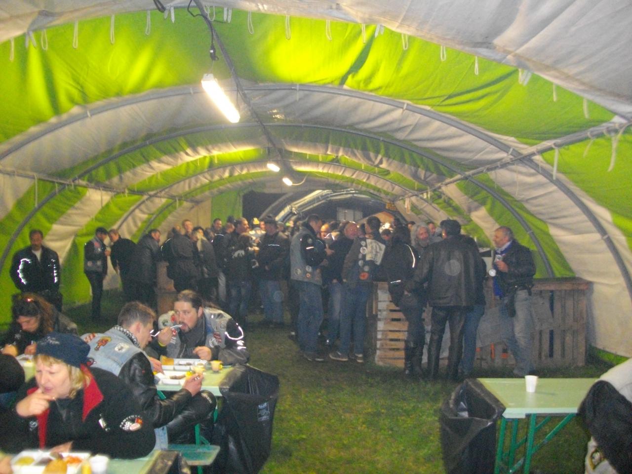 Le tunel vue de la droite.